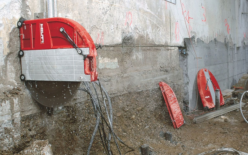 Diamond Wall Sawing